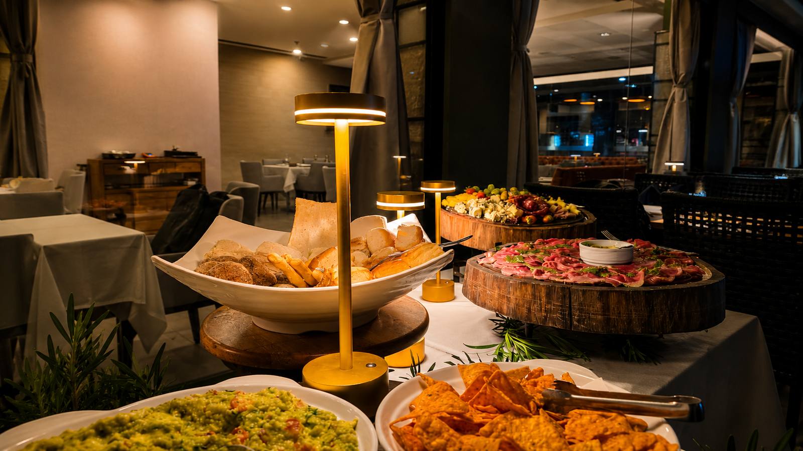Buffet montado para evento no BOTA